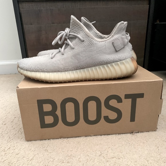 Yeezy 350 V2 Sesame - Picture 1 of 8